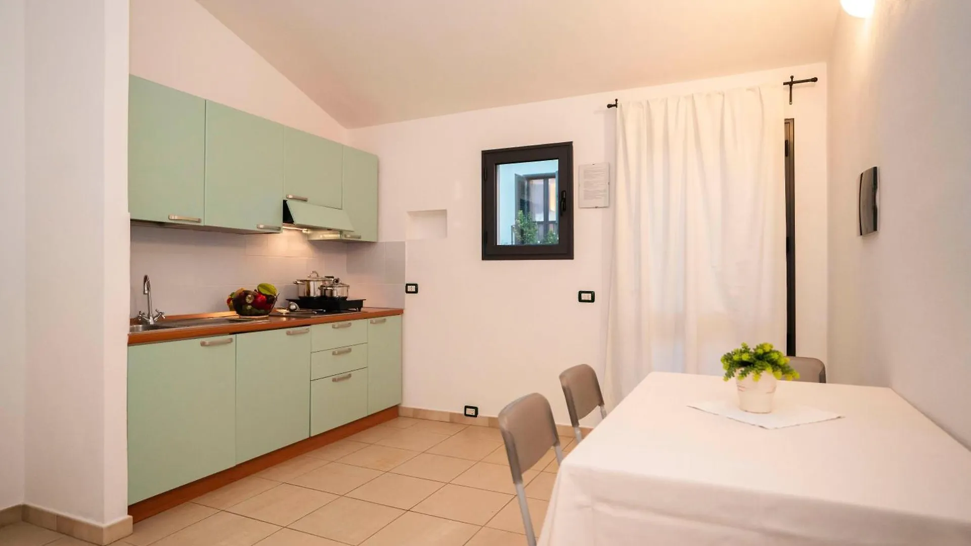 *** מלון דירות בארי סארדו Residence Stella Dell'Est איטליה